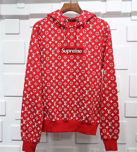 maglia supreme e louis vuitton prezzo|supreme x Louis Vuitton hoodie.